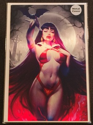 Vampirella #675 Sun Khamunaki Exclusive Color Splash Virgin METAL Variant 