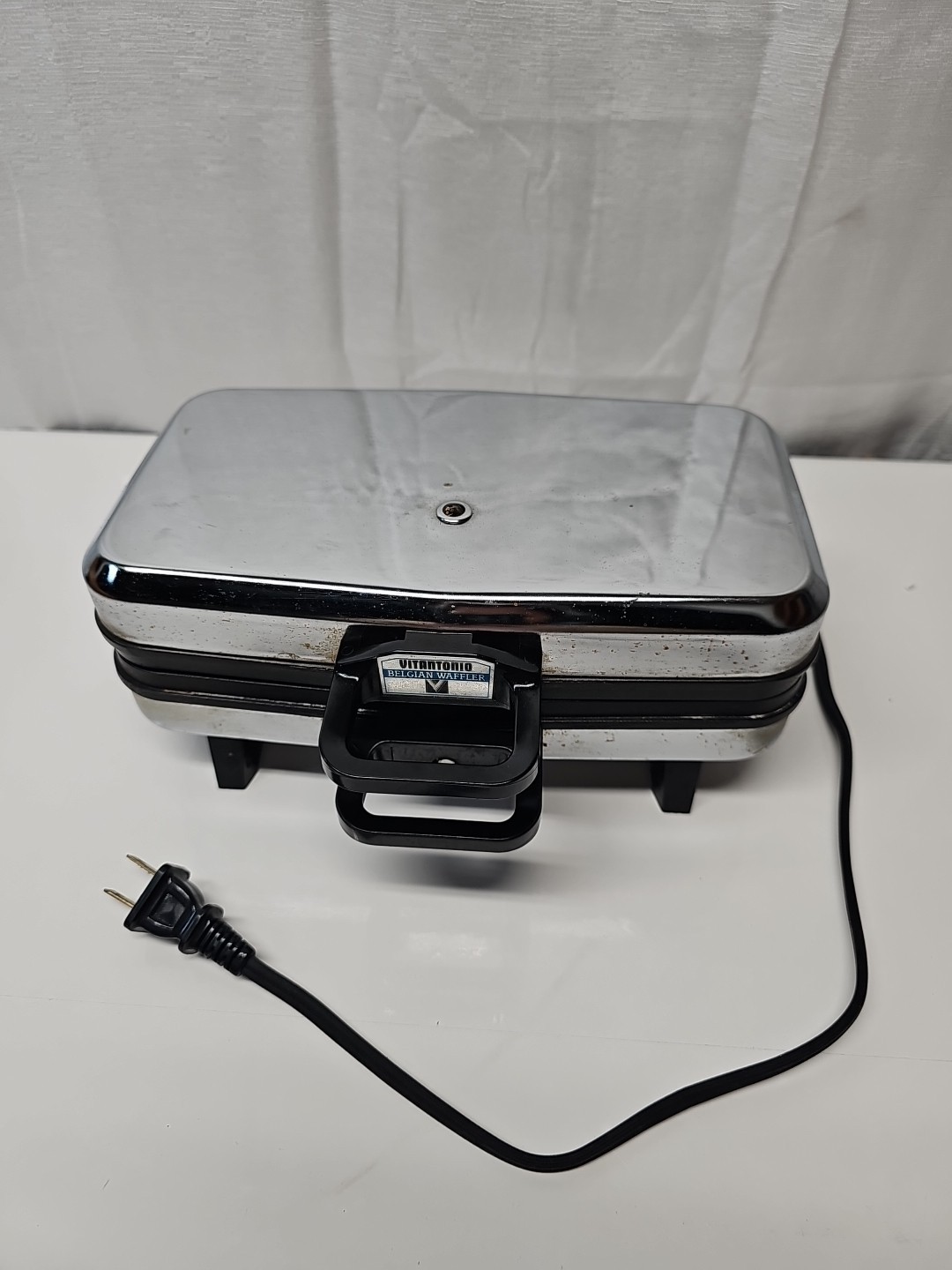 Vintage Vitantonio Belgian Waffler Waffle Iron Maker Chrome 550 Tested Works