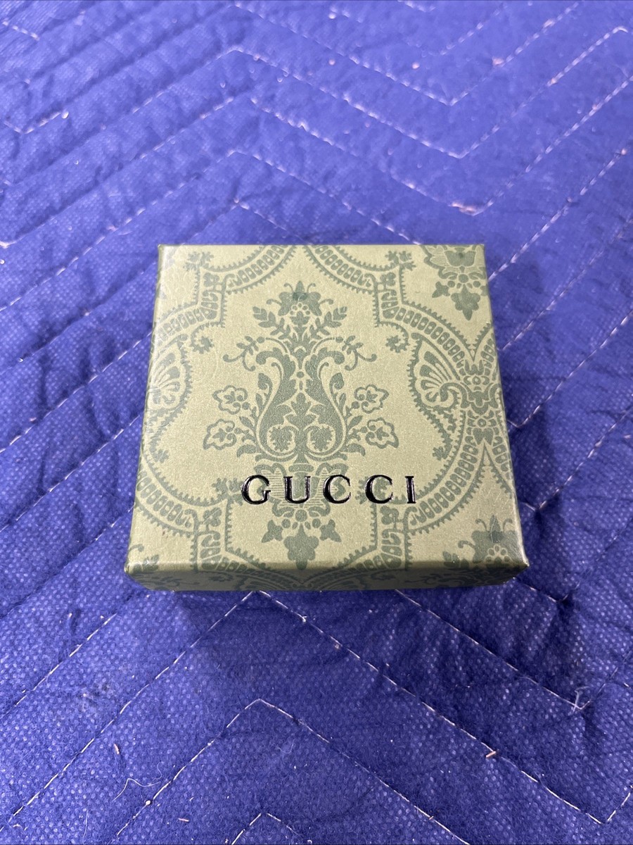 GUCCI オリーブグリーン ケース GUCCI オリーブグリーン カードケース - メルカリ