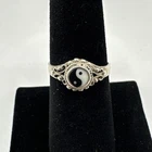 Vintage 1990s Yin Yang Enamel Ornate Sterling Silver 925 Ring Size 6.5