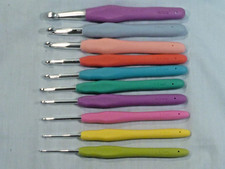 Aluminum Crochet Hooks Lot of 10- With Ergonomic Handles, sizes 2 mm to 10 mm