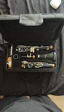 Mendini by Cecilio Clarinet Great Condition, Clean, Case Accessories