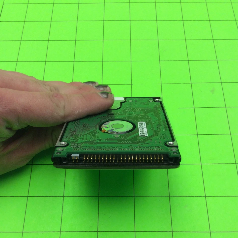 Laptop Computer Seagate ST93015A 356013-002 30GB IDE PATA Hard Disk Drive - Image 4 of 4