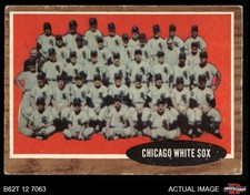 1962 Topps #113 White Sox Team Green Tint RARE VARIATION 2 - GOOD