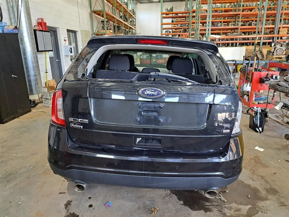 Cilindro maestro de freno 2013 Edge Sku#4120886 Foto 3 de 4