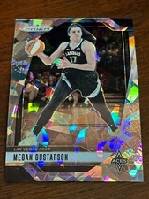 2024 Panini Prizm WNBA Megan Gustafson Las Vegas Aces Silver Cracked Ice #70