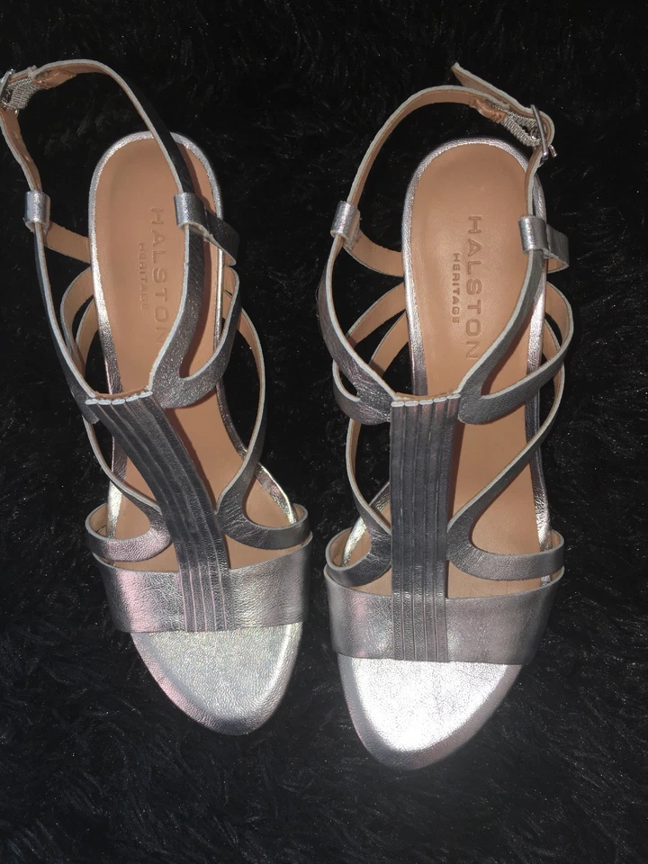Halston Heritage Bette Stiletto Sandal SILVER METALLIC sz 7.5 - Image 2 of 4