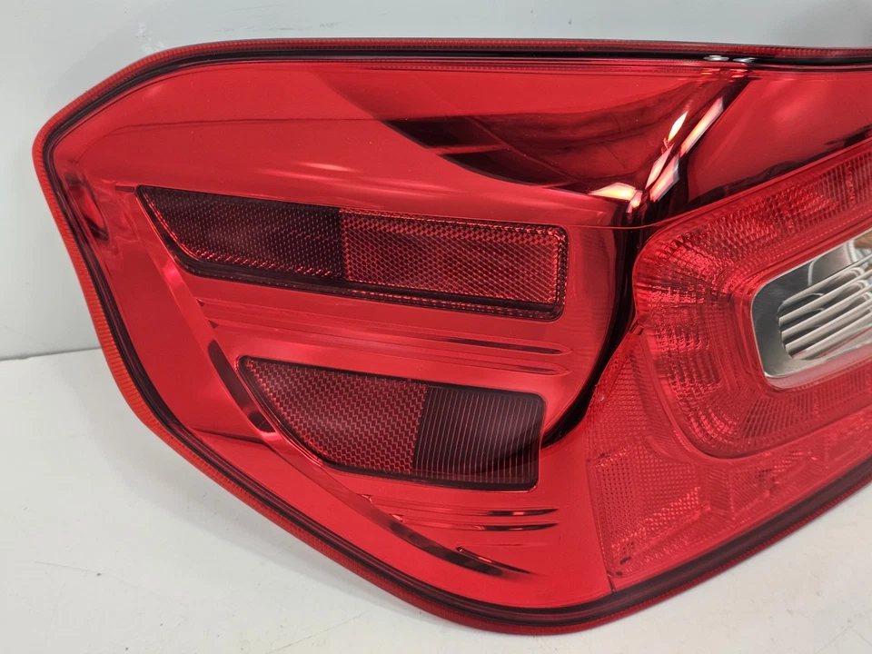 2015-2021 SUBARU WRX STI SET LEFT & RIGHT HALOGEN W/ LED TAIL LIGHT OEM *NOTE* - Image 3 of 4