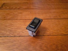 Interrupteur lève vitre  peugeot / citroen divers années 1970 / 1980  TORRIX