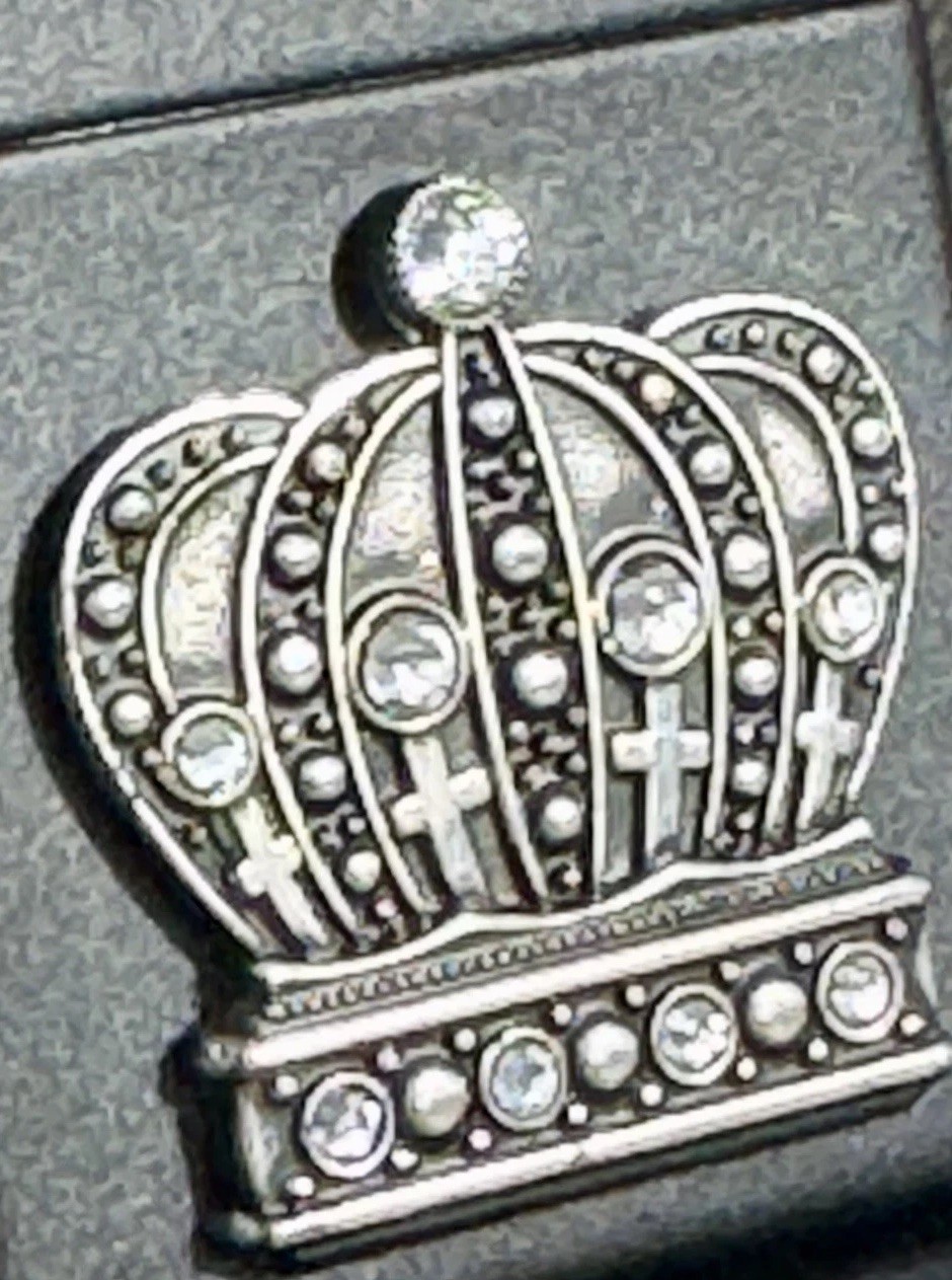 Zippo The King of Bling Emblem Luxury Crown Black Matte 21202, Rare, Crystals