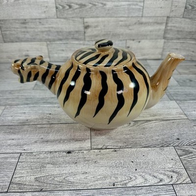 Tiger Ceramic Teapot Hand Painted Animal Handle GB Retailers 9'' Striped Decor