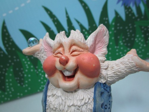 TRUMPH 1980 - Estatuilla Krystonia de aproximadamente 3 1/2" - Imagen 3 de 7