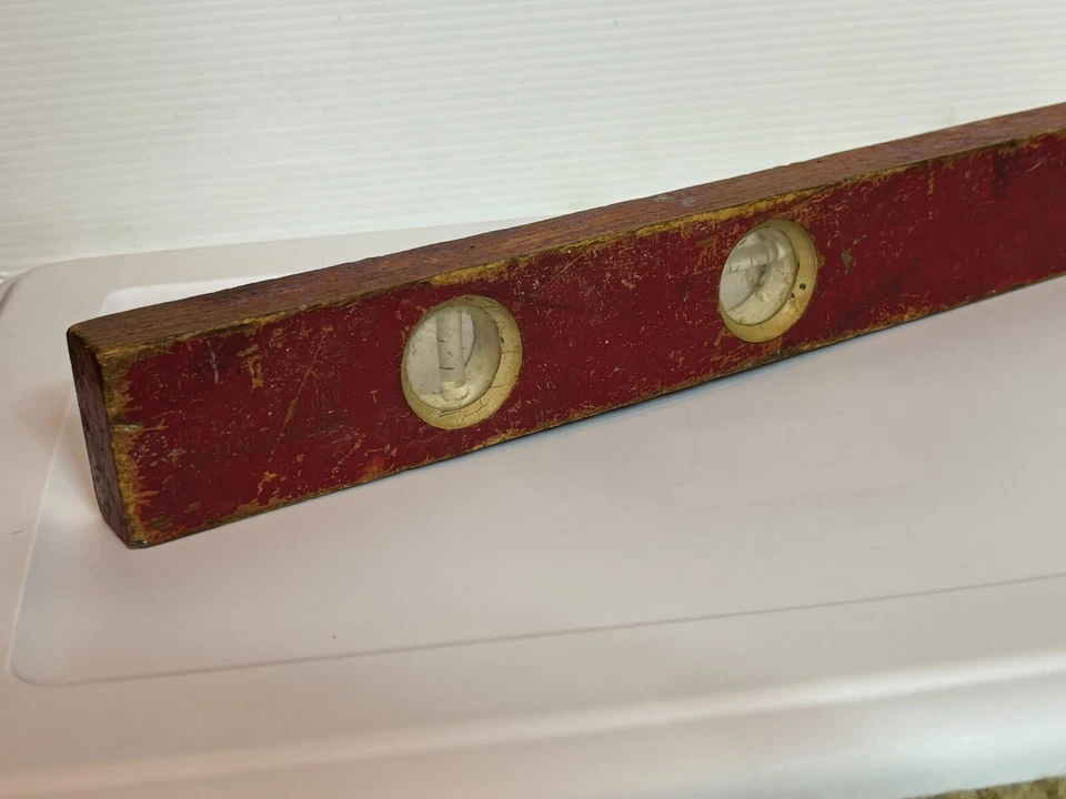 Antique USA Union Made Port Austion Carpenter's Level Double Bubble Red Wooden - Image 2 of 4