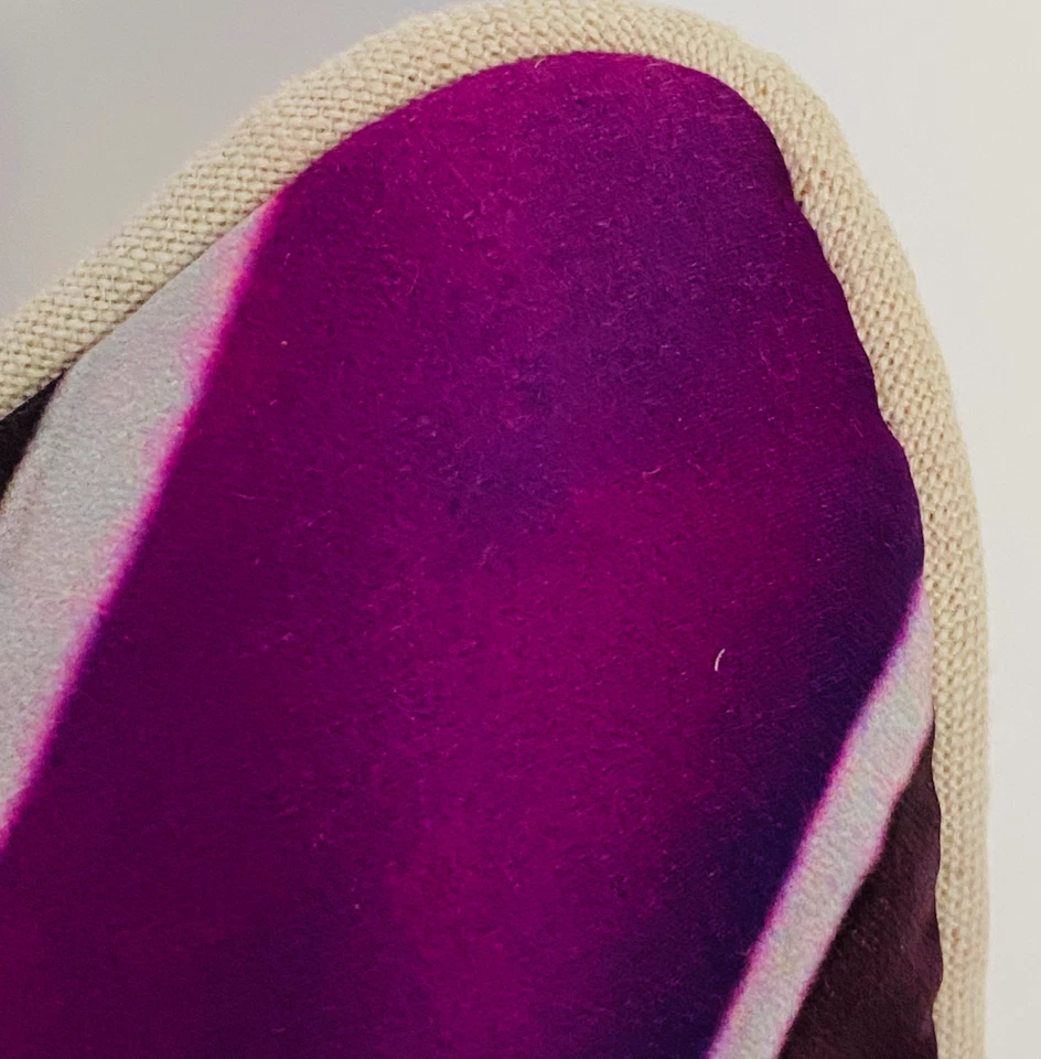 VILLA HOME  pillow cover 20 x 20 - Image 2 of 4