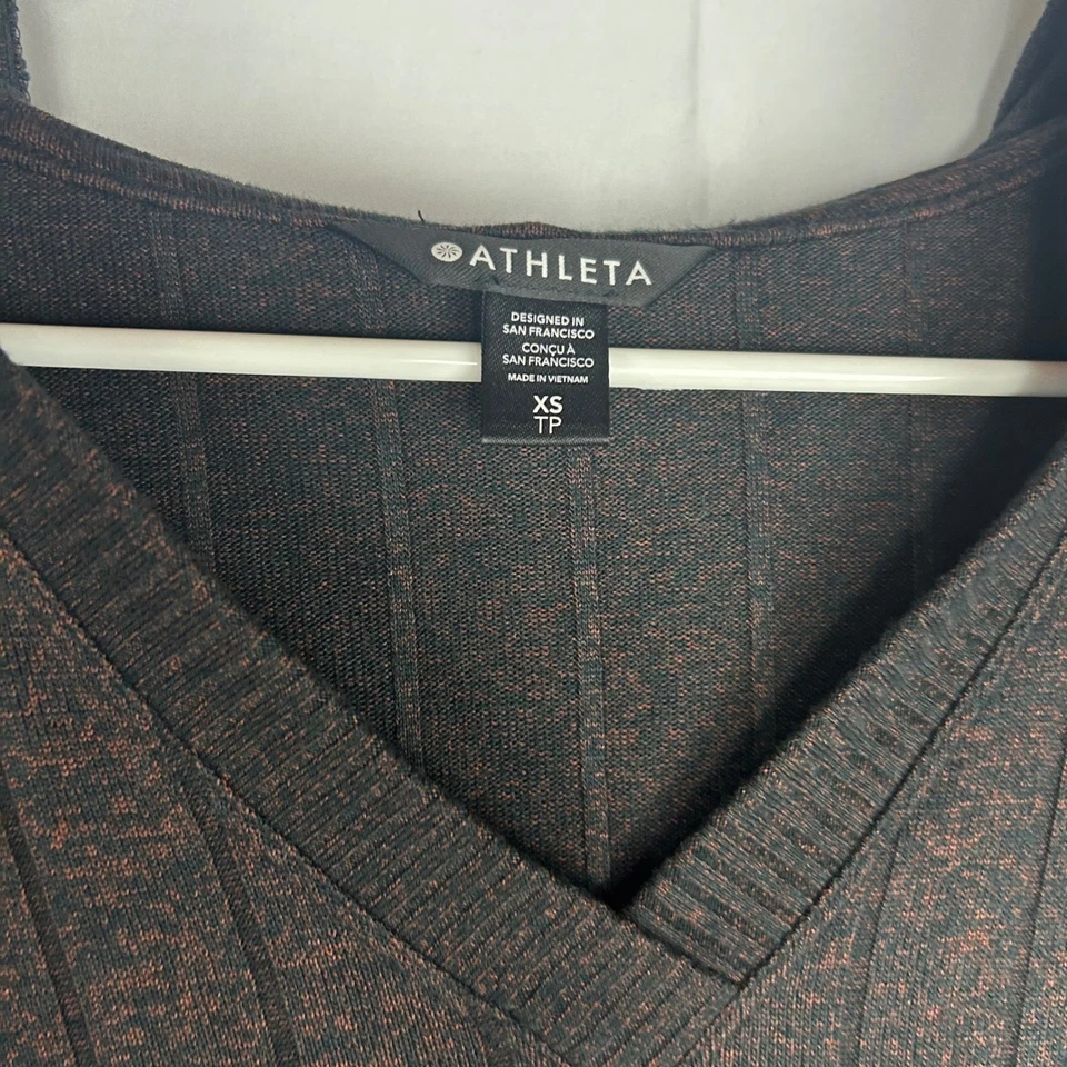 Athleta Harmony Hoodie Ribbed V Neck Long Sleeve Cropped Hoodie Top XS - Image 2 of 4