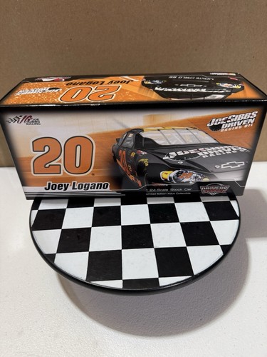 RARE* Joey Logano #25 Joe Gibbs Driven Racing Oil 2007 1/24 Busch Champ Diecast - Picture 13 of 18