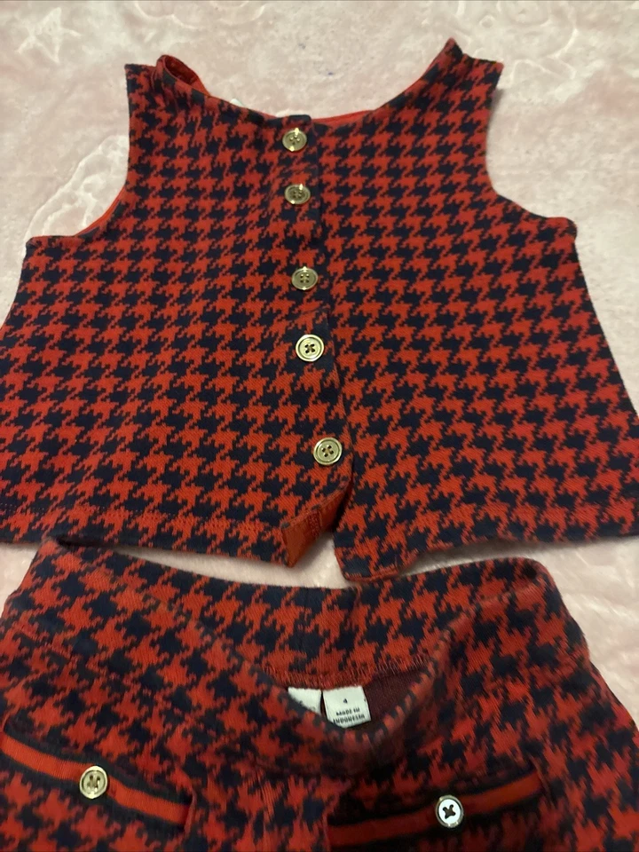 Janie and Jack Pantalones Cortos y Chaleco Traje para Niñas Zise 4 Rojo y Negro Foto 2 de 4