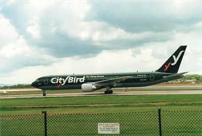 Foto City Bird OO-CTA Boeing 767-300 Flugzeug ca. 10 x 15cm - dam066
