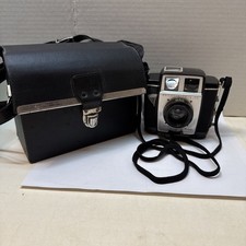 VINTAGE LATE 1950s EARLY 1960s KODAK BROWNIE TWIN 20 CAMERA W/ Carry Case