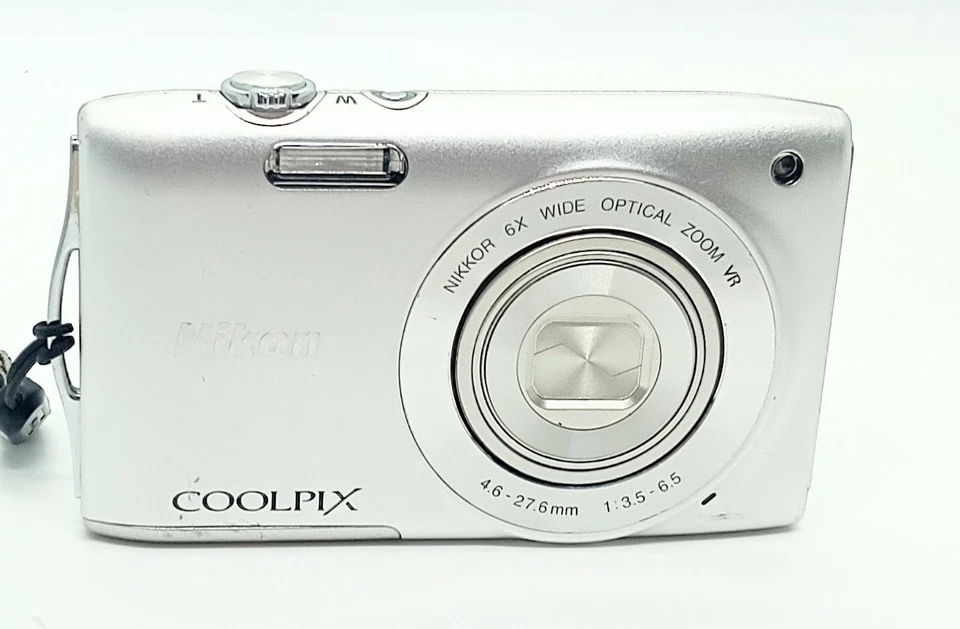 [NearMINT] Nikon COOLPIX S3300 6XZoom 16.0 MP Digital Camera Silver  From Japan - Image 2 of 4