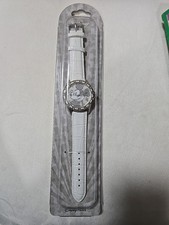 Sealed New Older Disney Parks White Bejeweled Mickey Mouse Watch