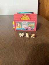Vintage Pound Puppies Fashion Mall miniature playset With 3 Figures 2 Dogs 1 Cat