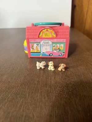 Vintage Pound Puppies Fashion Mall miniature playset With 3 Figures 2 Dogs 1 Cat