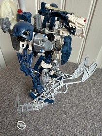 LEGO BIONICLE Krekka 8623 - 100% Complete With Disk