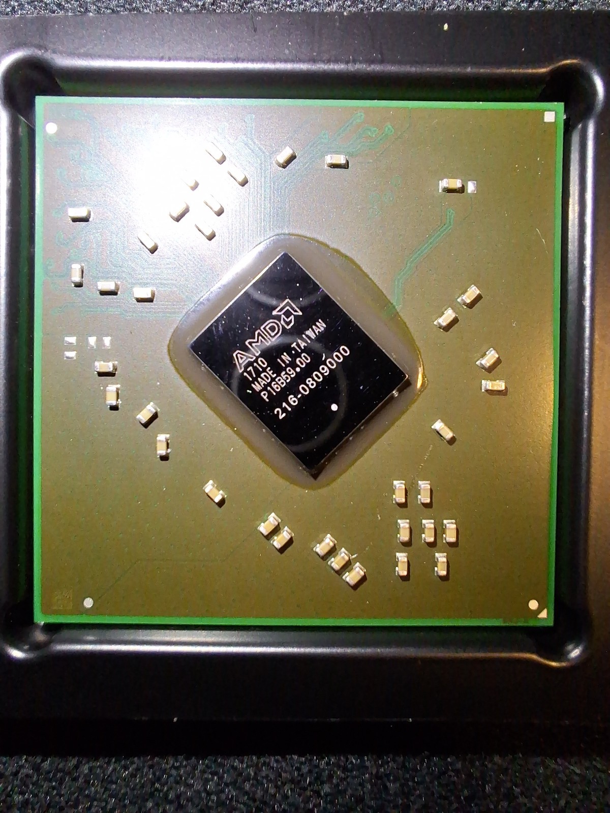 GPU AMD 216-0809000 BGA Chipset Graphique Neuf DC 1710 Éco-Conçu