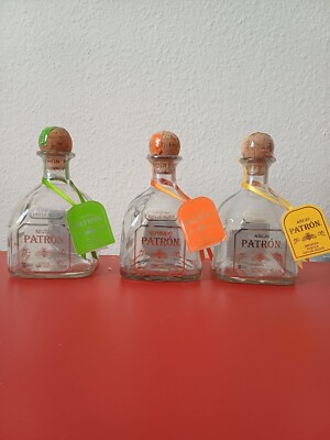 Konvolut 6 x Patron Tequila Leerflaschen und 2 x Clase Azul Reposado