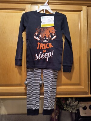 NWT Size Halloween Trick Or Sleep GLOW in DARK Carters Piece