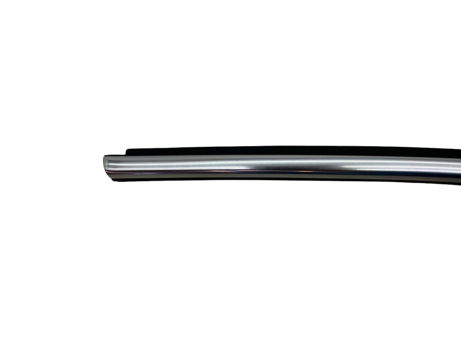 2017 - 2020 MASERATI LEVANTE M161 OEM LEFT FRONT EXTERIOR DOOR TRIM | CHROME