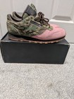 Reebok Classic Leather Shoe Gallery Flamingoes at War mens trainers UK 9 OG box