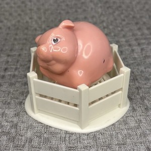 Vintage EKCO Cleaning Critters Scrub Brush and Holder Pig Pen Sty Set Kitchen