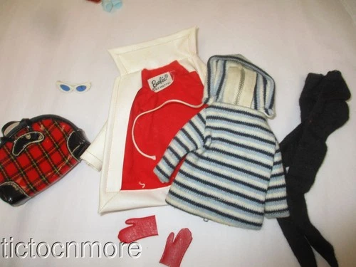 VINTAGE BARBIE DOLL FASHION CLOTHES #975 WINTER HOLIDAY GLOVES COAT BAG GLASSES