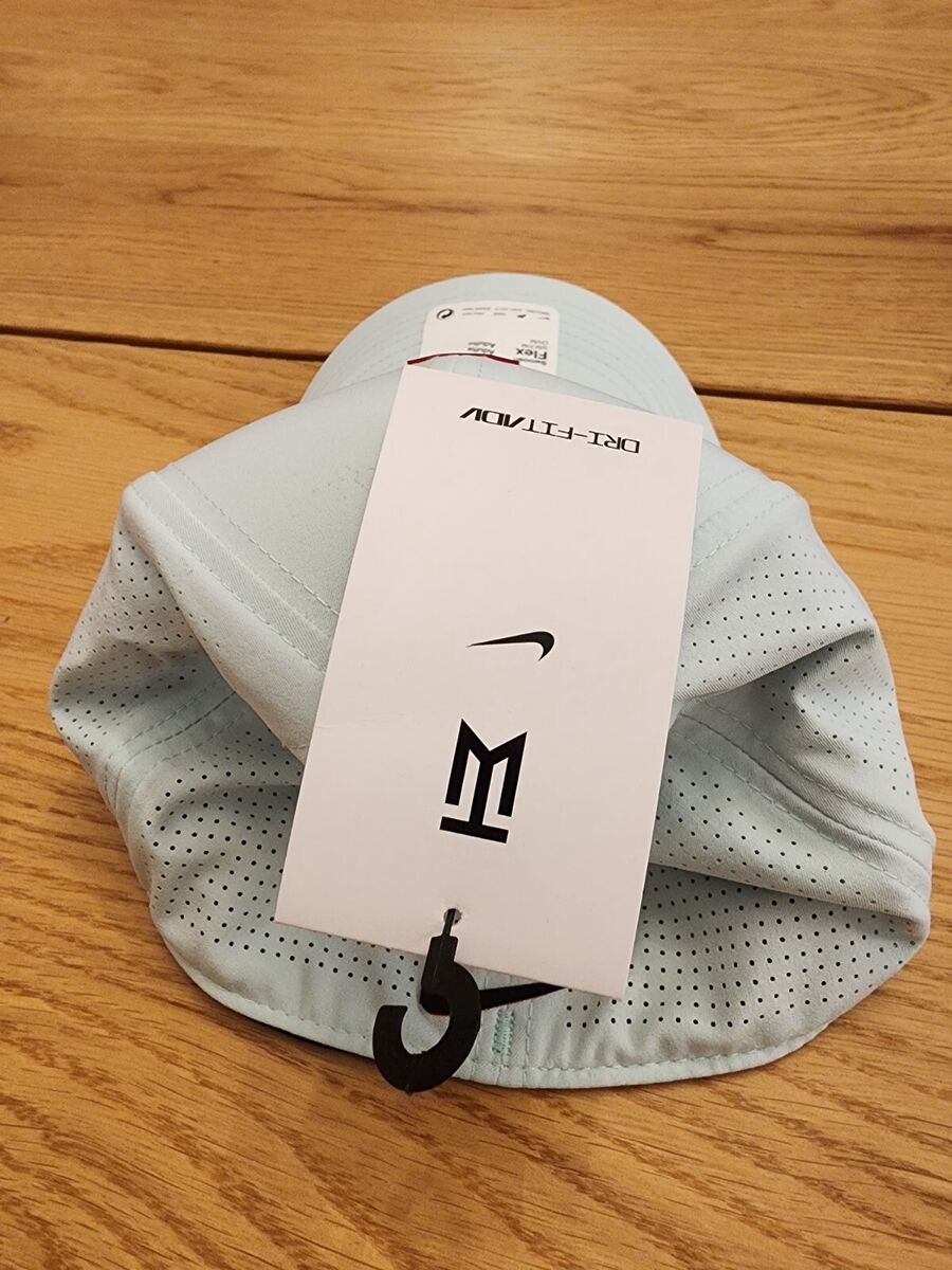 Nike Tiger Woods Club Golf Hat/Cap Fitted Jade Ice Size Nike Tiger Woods Club Golf Hat/Cap Fitted Jade Ice Size
