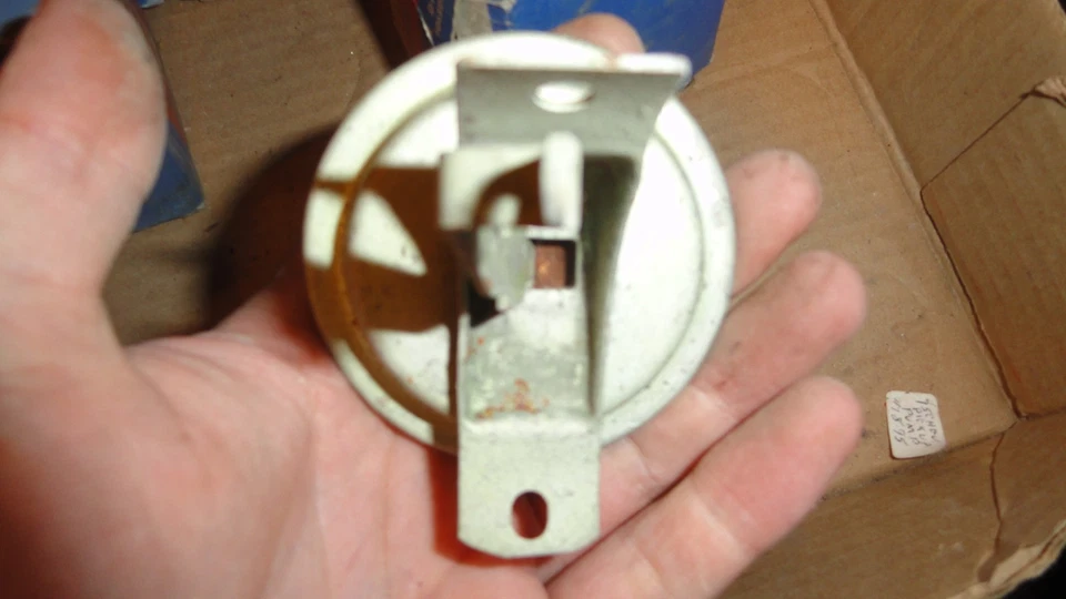 NOS 55-56 HUDSON HORNET V8 NASH EMBAJADOR DISTRIBUIDOR VACÍO ADVANCE IAZ2023L Foto 3 de 3