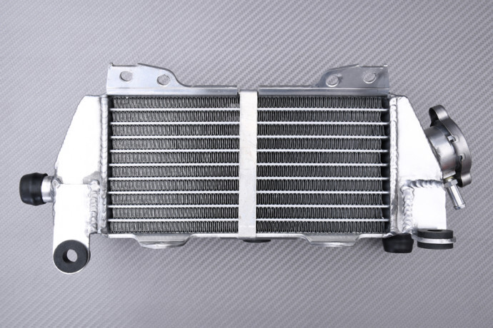 Évitez la surchauffe avec le radiateur droit AVDB pour Kawasaki KDX 200 R