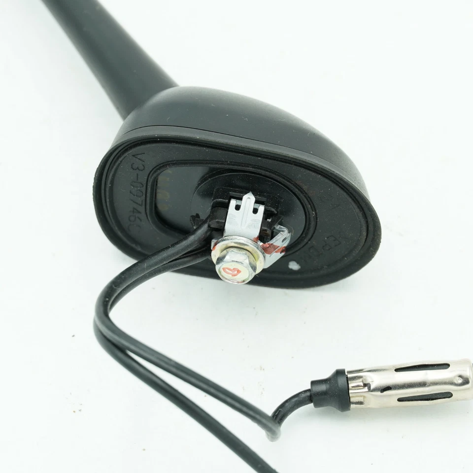 Antena de radio montada en el techo Mitsubishi Mirage G4 2017-2020 8723A488 3463 Foto 2 de 4