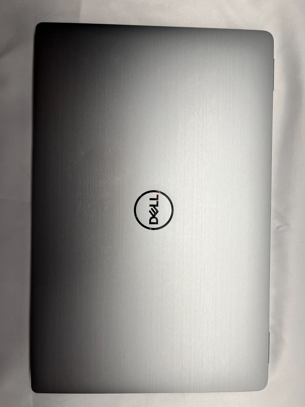 Dell Latitude 7410, 14-Inch Laptop, with Intel Core i7 10th Gen., 512 GB NVMe (Non-Volatile Memory Express), Windows 11 Home