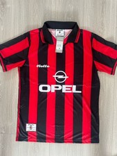 Image of AC Milan 1997/98 Home Retro Football Shirt Medium