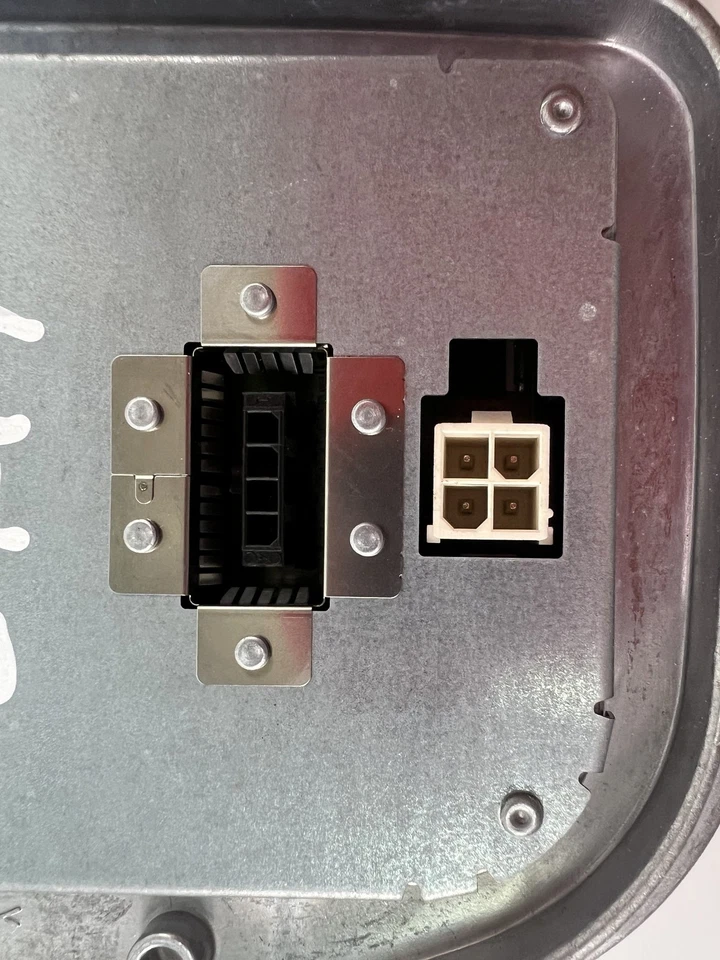 Centralina luce xeno VOLVO S40 II MS 1307329210 28214415 - Immagine 3 di 4