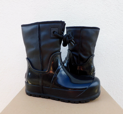 ugg rain cloud lace