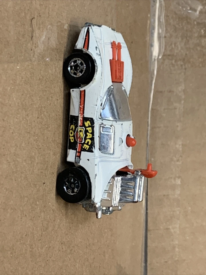 Car~Hot Wheels Science Fiction-Space Cop BMW Toy  - Image 3 of 4