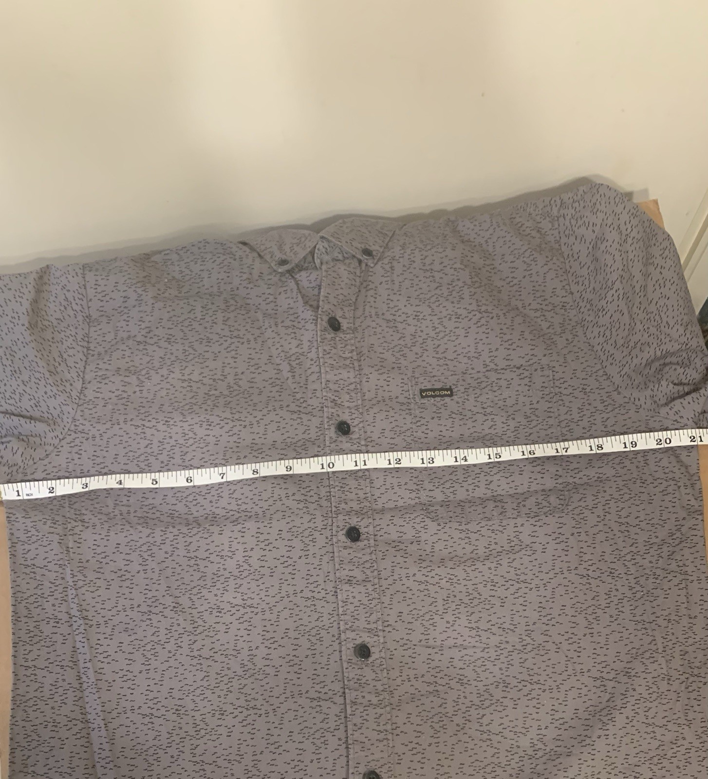 Button Down Shirt Gray And Black      Pattern Med… - image 10