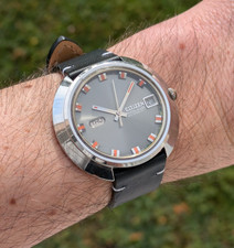 Montre automatique - Citizen crystal seven 23 jewels  disco volante - Fonctionne