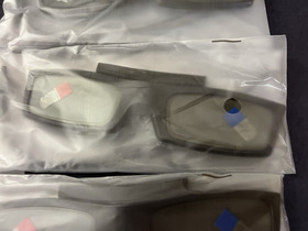 Samsung SSG-5100GB 3D TV Glasses Set of 4 NEW SEALED New Old Stock Smart TV