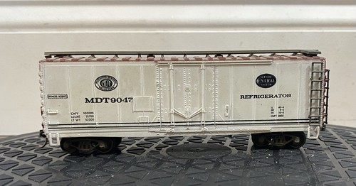 Coche refrigerador central ROCO escala Ho New York MDT 9047 | Condition: Used