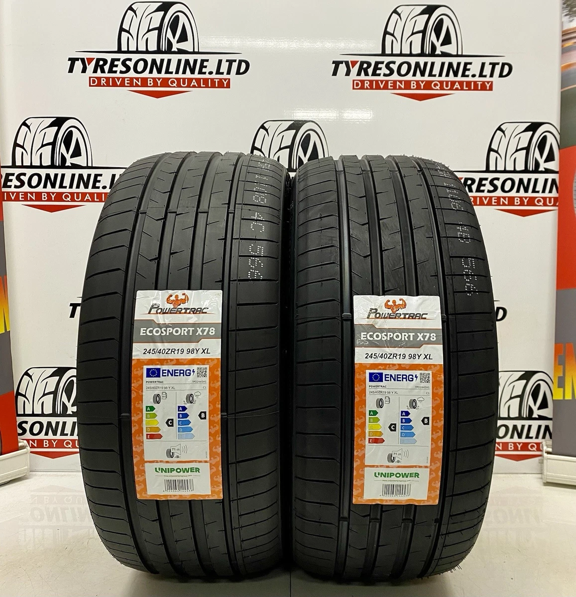 CST AD-R9 245/40ZR19 4本セット 車