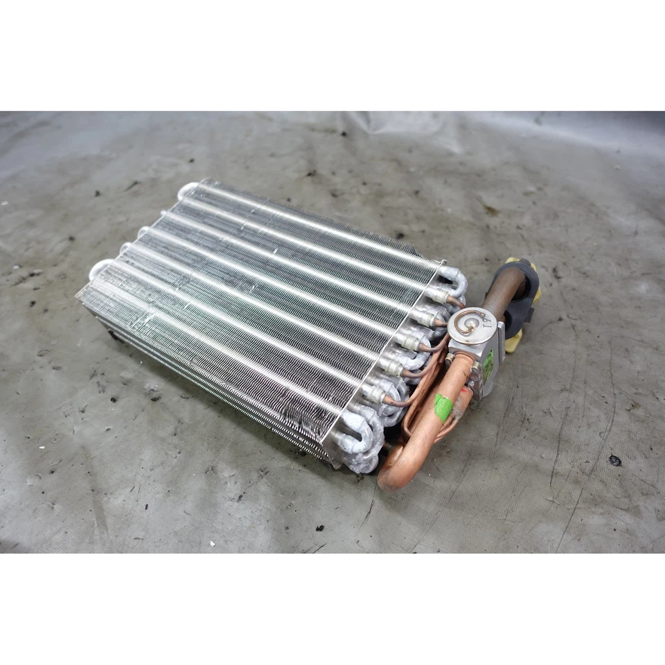 BMW E36 1992-1999 serie 3 evaporador de aire acondicionado de fábrica con válvula de expansión Foto 2 de 4